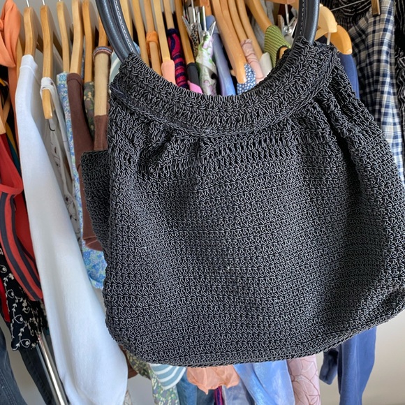 Crochet floral Purse - Picture 3 of 3